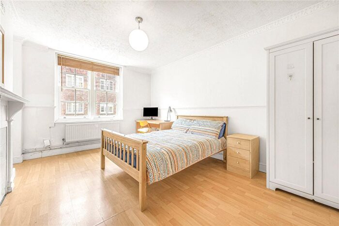 4 Bedroom Flat To Rent In Boswell Street, London, WC1N