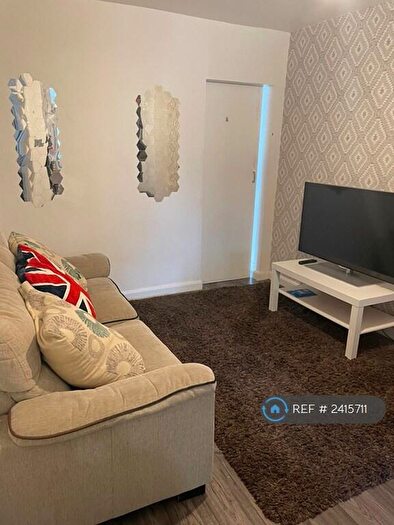 4 Bedroom Terraced House To Rent In Hampton Street, London, SE17