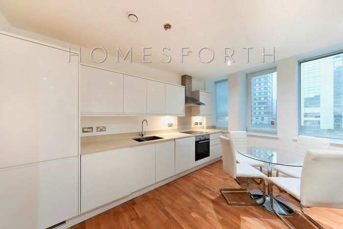 2 Bedroom Flat To Rent In Emerald House, Lansdowne Road, Croydon, CR0