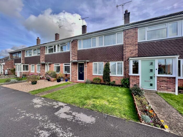 3 Bedroom House To Rent In Kinver Close, Romsey, SO51