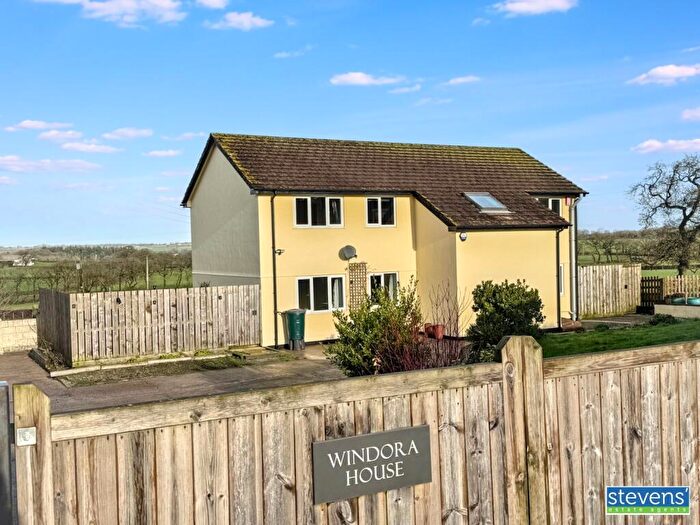 5 Bedroom Detached House For Sale In , Highampton, Beaworthy, Devon, EX21