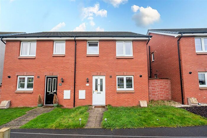 3 Bedroom Semi Detached House For Sale In Station View, Winchburgh, Broxburn, EH52