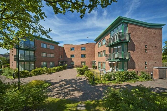 2 Bedroom Flat To Rent In Five Mile Drive, Oxford, OX2