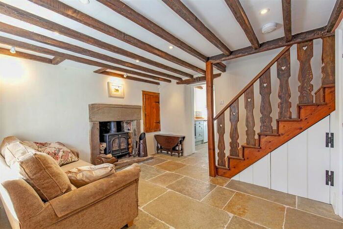 2 Bedroom Cottage For Sale In Middleton-By-Youlgrave, Bakewell, DE45