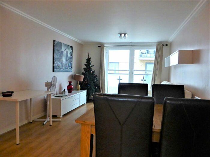 2 Bedroom Flat To Rent In Horsted Court -, P16