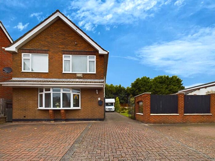 4 Bedroom Detached House For Sale In Derby Road, Heanor, Derbyshire, DE75