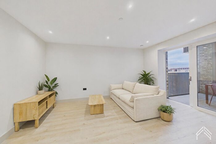 1 Bedroom Apartment To Rent In Duxford Tower, London, NW9