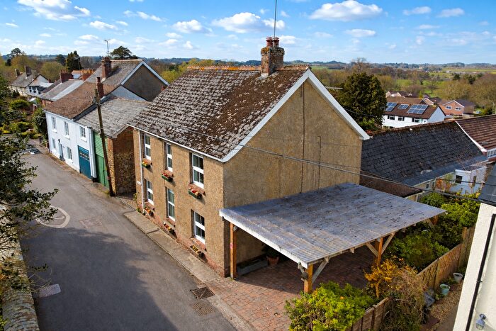 6 Bedroom Detached House For Sale In Ridgeway, Ottery St Mary, EX11