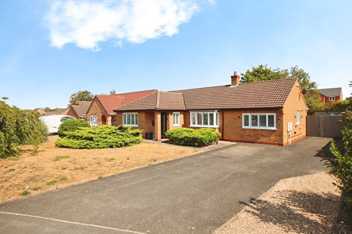 3 Bedroom Detached Bungalow For Sale In Bonnetable Road, Horncastle, LN9
