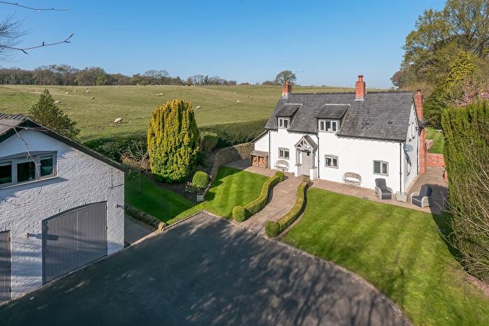 4 Bedroom Detached House For Sale In Castle Hill, Mottram St. Andrew, Macclesfield, SK10