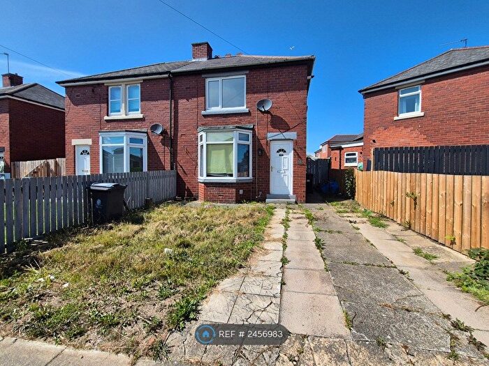 2 Bedroom Semi-Detached House To Rent In O'hanlon Crescent, Wallsend, NE28