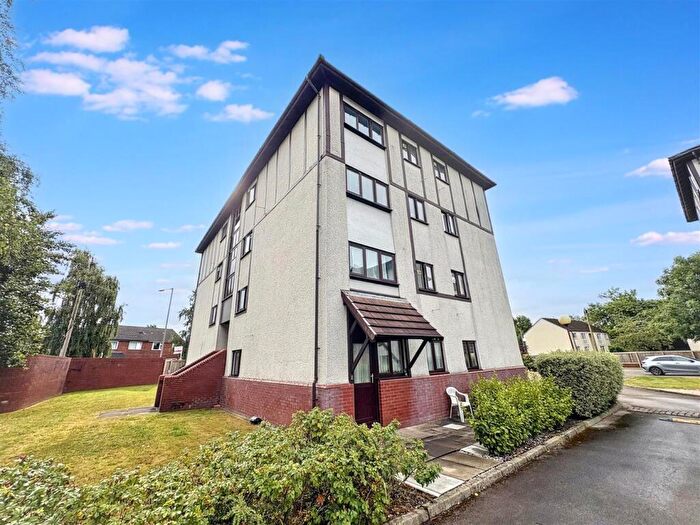 2 Bedroom Maisonette For Sale In Dunbar Road, Ingol, Preston, PR2