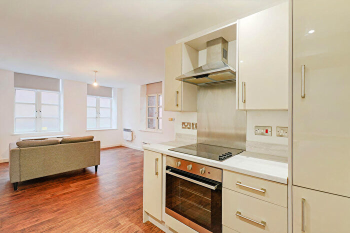 2 Bedroom Apartment To Rent In Apt Impact Building, Sheffield, S3