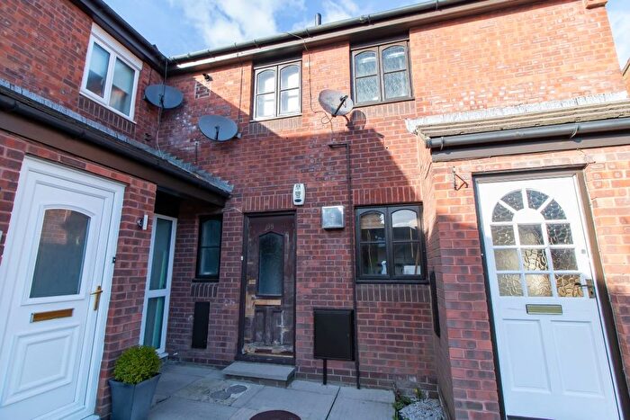 1 Bedroom Flat For Sale In Lindisfarne, Peterlee, County Durham, SR8