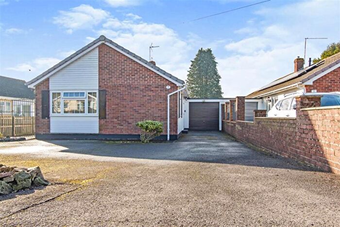 3 Bedroom Detached Bungalow For Sale In Homefield, Shaftesbury, SP7