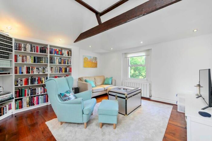 2 Bedroom Flat To Rent In Maida Vale, Little Venice, W9