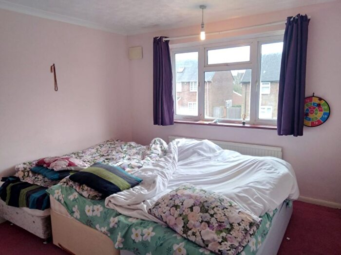 3 Bedroom Detached House To Rent In Priestleys, Luton, LU1