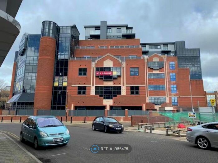 2 Bedroom Flat To Rent In Broadway, Peterborough, PE1