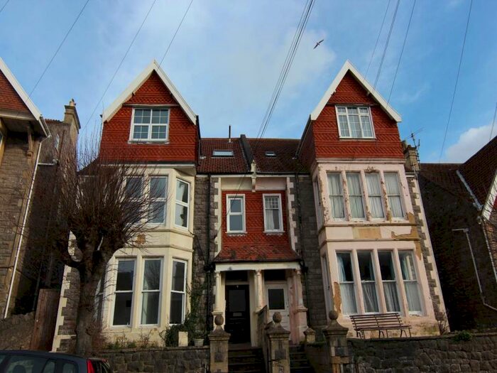 1 Bedroom Flat To Rent In Victoria Park, Weston-super-Mare, North Somerset, BS23