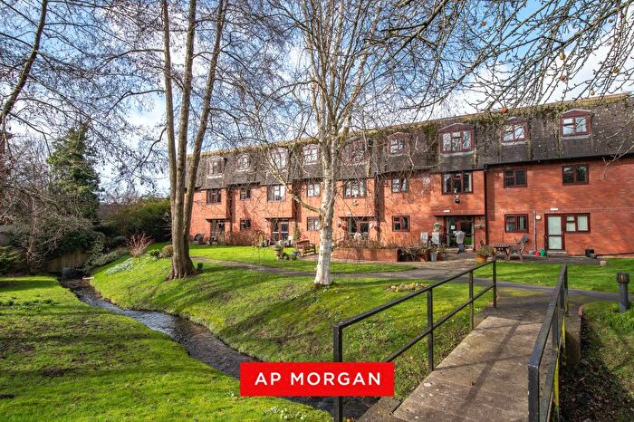 1 Bedroom Flat For Sale In The Strand, Bromsgrove, Worcestershire, B61