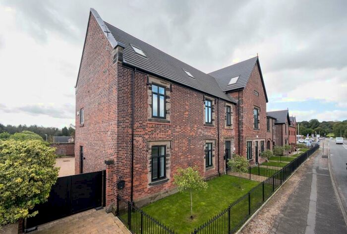 5 Bedroom Semi-Detached House To Rent In Chester Road, Oakmere, CW8