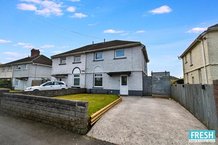 3 Bedroom Semi Detached House For Sale In Brynhyfryd Road, Gorseinon, Swansea, SA4