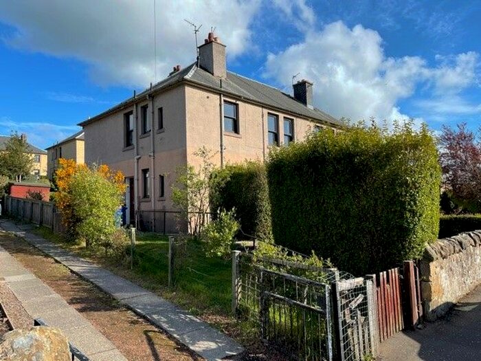 2 Bedroom Flat To Rent In Crichton Road, Pathhead, Midlothian, EH37