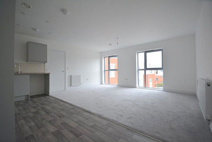 2 Bedroom Flat To Rent In Westcliff House, Sea Road, Westgate On Sea, CT8