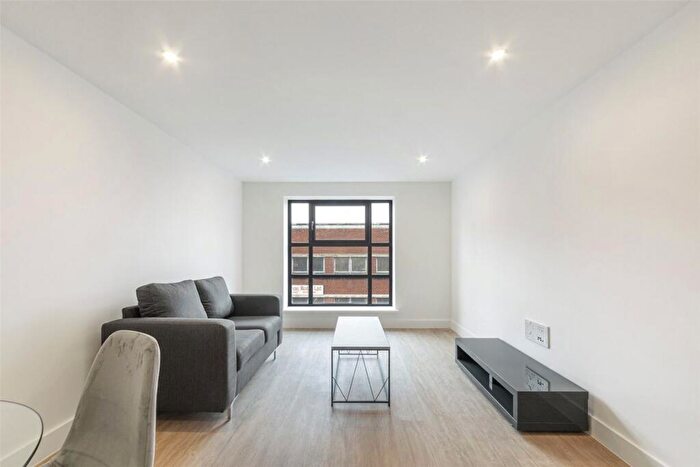 1 Bedroom Flat To Rent In Cheapside, West Midlands, B12