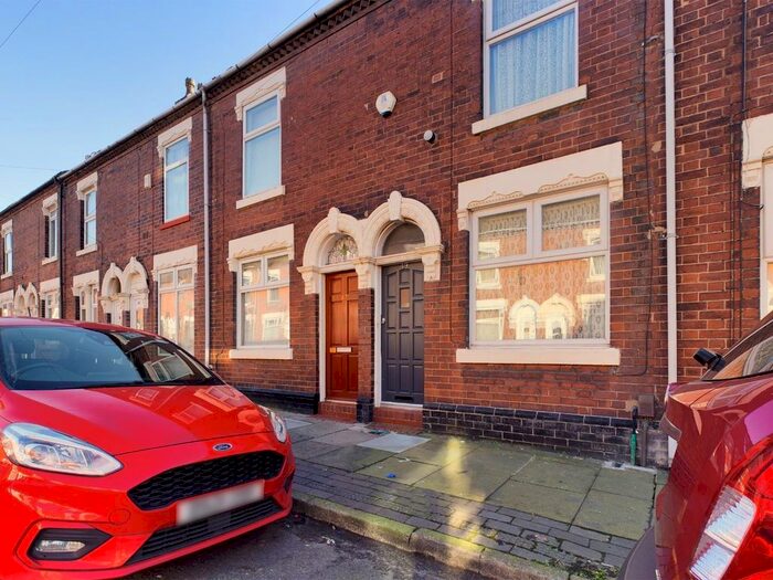 2 Bedroom Terraced House To Rent In Kimberley Road, Etruria, Stoke-On-Trent, ST1