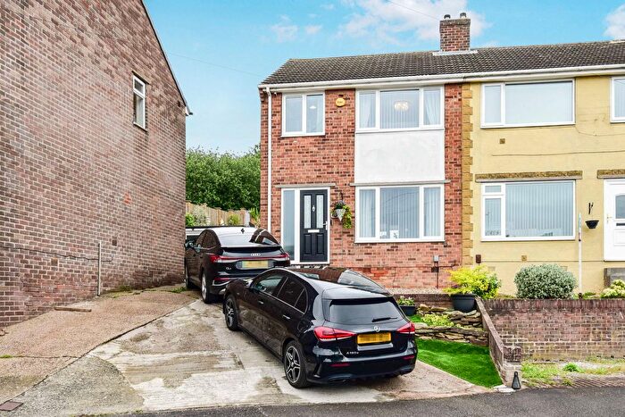 3 Bedroom Semi-detached House For Sale In Fort Hill Road, Sheffield, S9