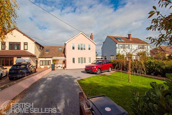 4 Bedroom Detached House For Sale In Oldmixon Road, Hutton, Weston-super-Mare, Somerset, BS24