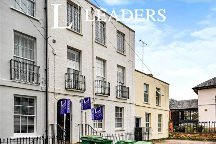 1 Bedroom Flat To Rent In Cheltenham, GL50