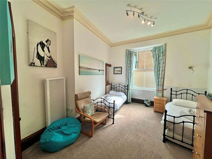 2 Bedroom Flat For Sale In Crackwell Street, Tenby, Pembrokeshire, SA70