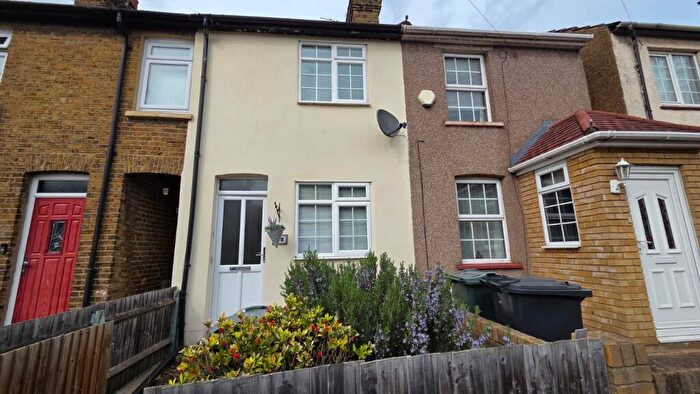 2 Bedroom Terraced House For Sale In St. Martins Road, Dartford, DA1