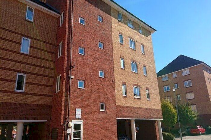 1 Bedroom Flat To Rent In St. Peters Street, Maidstone ME16