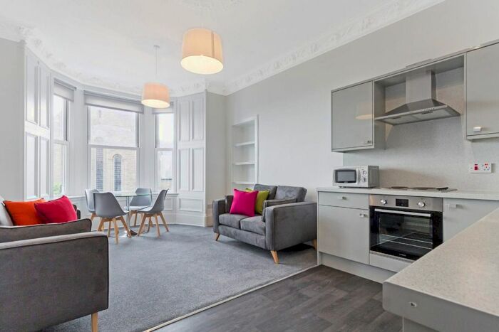 4 Bedroom Flat To Rent In Blackness Avenue, West End, Dundee, DD2