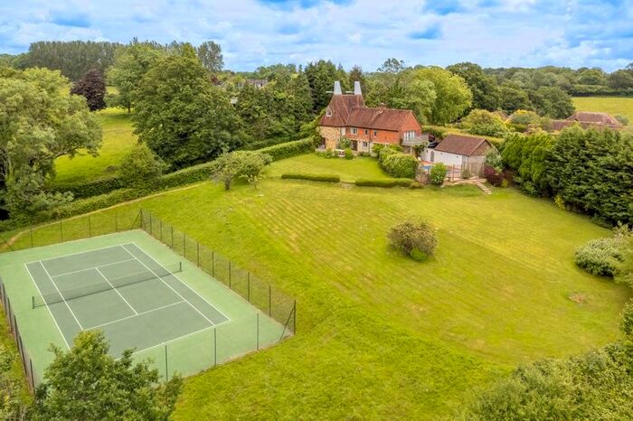 5 Bedroom Detached House For Sale In Edenbridge Road, Hartfield, TN7