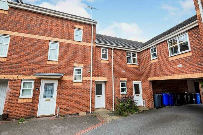 2 Bedroom Flat To Rent In Black Eagle Court, Burton-on-trent, DE14