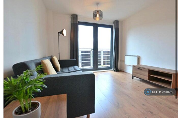 1 Bedroom Flat To Rent In Staten Court, Liverpool, L1