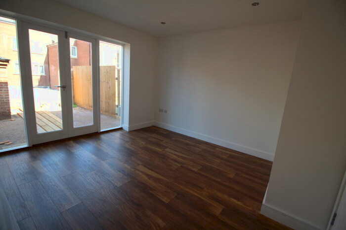 2 Bedroom Terraced House To Rent In Marshall's Yard, Plymouth Place, Leamington Spa, CV31