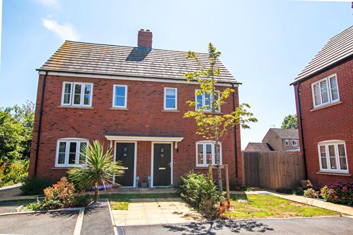 2 Bedroom Semi-Detached House For Sale In Oak Farm Drive, Milcombe, OX15