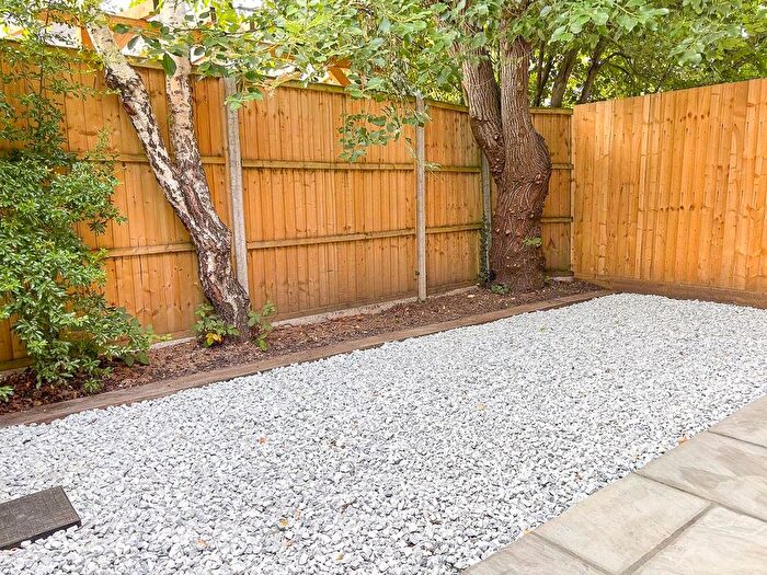 3 Bedroom Terraced House For Sale In Connaught Place, Brockenhurst, SO42