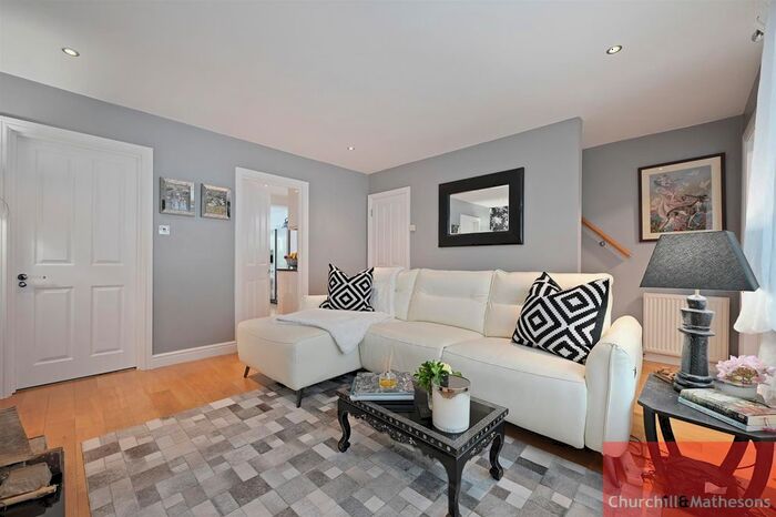 2 Bedroom Property To Rent In Swallow Street, Iver, SL0