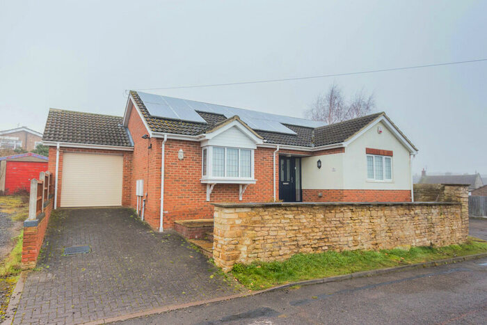 2 Bedroom Detached Bungalow To Rent In Cherry Street, Irthlingborough, NN9
