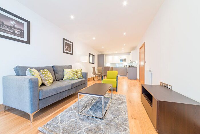 2 Bedroom Flat To Rent In Sclater Street, London, E1