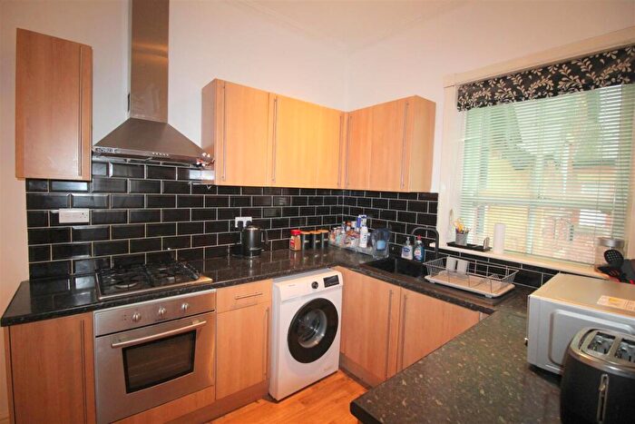 1 Bedroom Flat For Sale In North Promenade, Lytham St. Annes, FY8