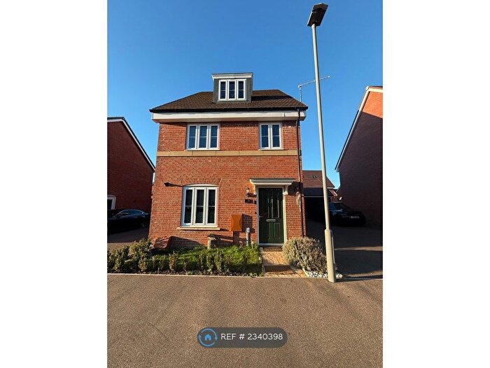 4 Bedroom Detached House To Rent In Saint Vincent Avenue, Bletchley, Milton Keynes, MK3