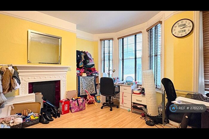 2 Bedroom Flat To Rent In Lisson House, London, NW1