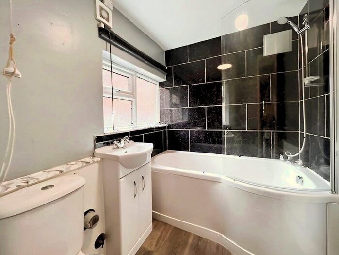 3 Bedroom End Of Terrace House To Rent In Normanby Road, Thealby, Scunthorpe, Lincolnshire, DN15